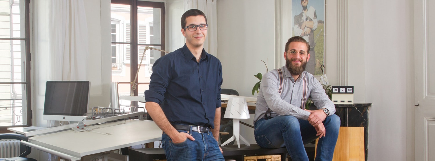 Portrait de Julien Rosina et Steve Iannello dans leur bureau chez Youkaïdi